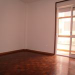 Rent 2 bedroom apartment of 75 m² in Belas