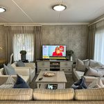 Rent 4 bedroom apartment in Johannesburg