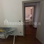Affitto 3 camera appartamento di 65 m² in Montesilvano
