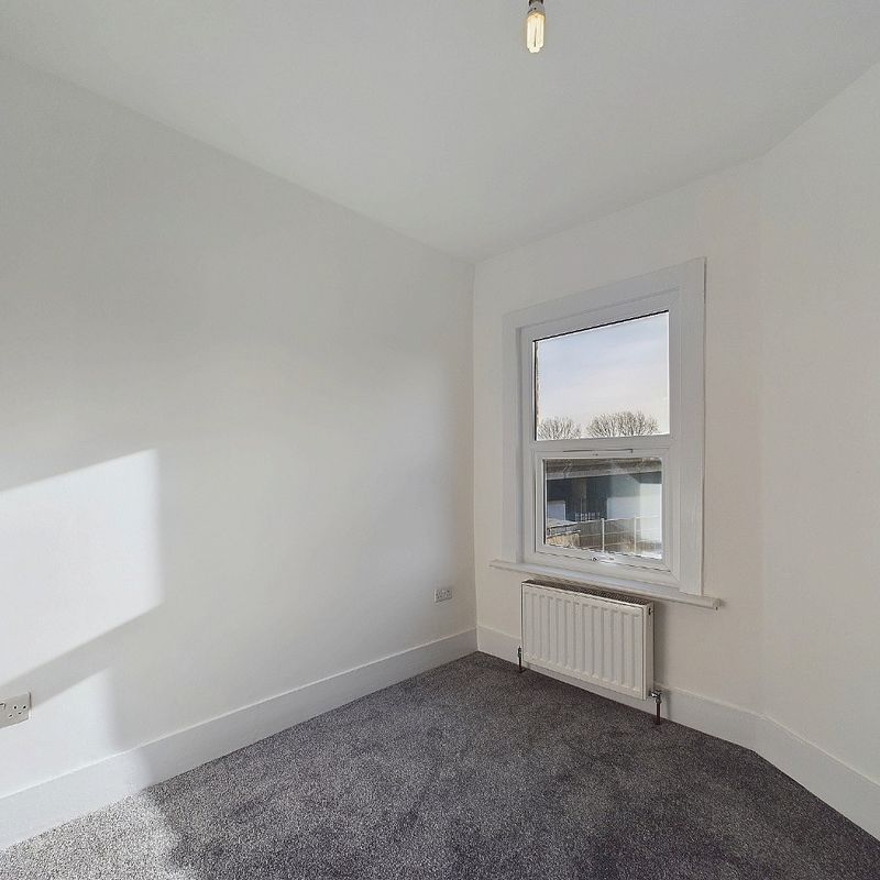 Completely Refurbished, Three Bedroom Terraced House to Rent in Belvedere