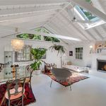 Rent 3 bedroom house of 167 m² in East Hampton