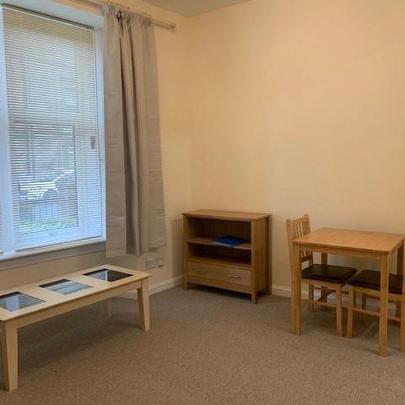 1 Bedroom Flat to Rent at Paisley, Paisley-East-Ralston, Renfrewshire, England Seedhill