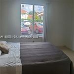 Rent 1 bedroom apartment of 632 m² in Hialeah