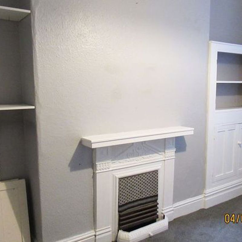 Flat to rent in Kings Crescent, Barmouth LL42