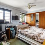 Rent 4 bedroom house in Spelthorne