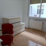 Alquilo 5 dormitorio apartamento de 215 m² en València