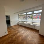 Huur 6 slaapkamer appartement van 198 m² in Delfgauw