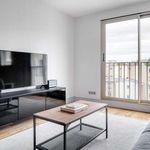 Rent 3 bedroom apartment of 85 m² in Paris