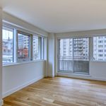 Rent 2 bedroom apartment of 62 m² in Montreal