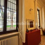 Rent 5 bedroom apartment of 160 m² in Verona
