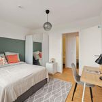 Rent 4 bedroom apartment in München