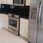 Rent 2 bedroom apartment of 1328 m² in Doral