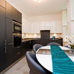 Rent 3 bedroom apartment of 119 m² in London