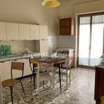 Affitto 3 camera appartamento di 100 m² in Caltanissetta