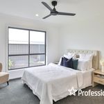 Rent 4 bedroom house of 6080 m² in Victoria