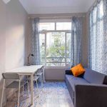 Rent a room of 150 m² in València