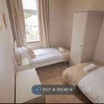 Rent 3 bedroom apartment in Gateshead