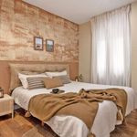 Rent 3 bedroom apartment of 160 m² in Madrid