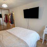 Rent 2 bedroom flat in Greenford