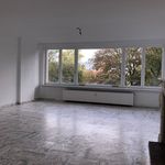 Huur 3 slaapkamer appartement van 120 m² in Bruxelles