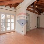 Affitto 7 camera appartamento di 220 m² in Brescia