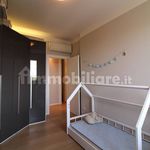 Affitto 4 camera appartamento di 122 m² in Bovolone