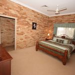 Rent 5 bedroom house in Karratha