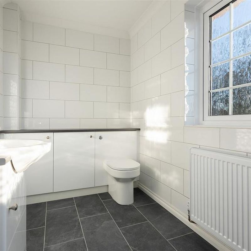 3 bedroom detached house to rent Chestfield