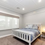 Rent 3 bedroom apartment of 647 m² in Portland