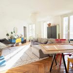 Rent 4 bedroom apartment of 101 m² in Paris