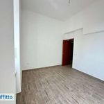 Rent 3 bedroom apartment of 72 m² in Naples