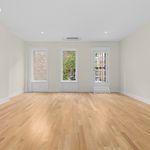 Rent 4 bedroom apartment of 181 m² in New York