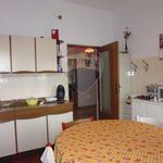 Affitto 7 camera appartamento di 156 m² in Matera