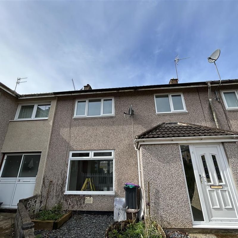 3 bedroom property to let in Tenby Close, Llanyravon, CWMBRAN - £950 pcm Llanyrafon