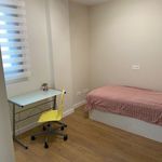 Rent 3 bedroom apartment of 100 m² in Estepona