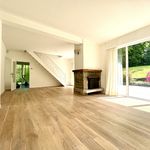 Huur 4 slaapkamer appartement van 180 m² in Sint-Genesius-Rode