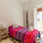 Rent 2 bedroom apartment of 75 m² in València