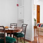 Rent 2 bedroom apartment of 84 m² in Lisboa
