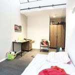 Huur 4 slaapkamer appartement in Sint-Gillis
