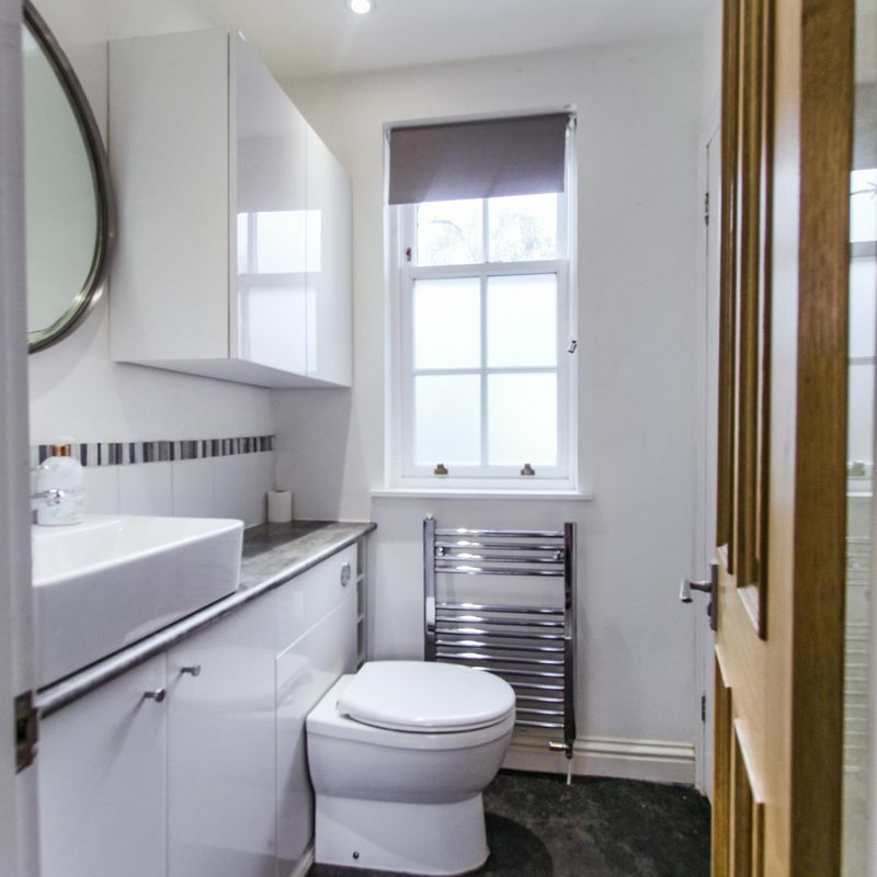 2 Bedroom Ground Flat to Rent at Edinburgh, Pentland-Hills, England Baberton