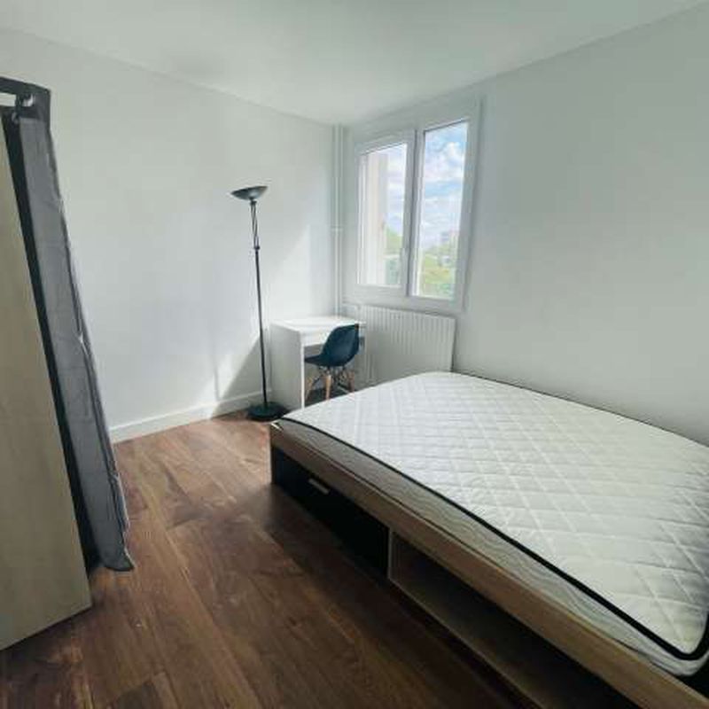 Chambre à louer dans un appartement de 3 chambres à Saint-Denis, Paris