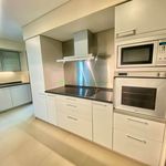 Rent 4 bedroom apartment of 305 m² in Bangkok