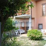 Affitto 4 camera casa di 145 m² in Trevignano Romano