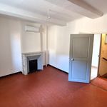 Rent 4 bedroom apartment of 101 m² in Lambesc