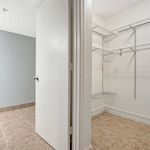Rent 2 bedroom apartment of 94 m² in Broward