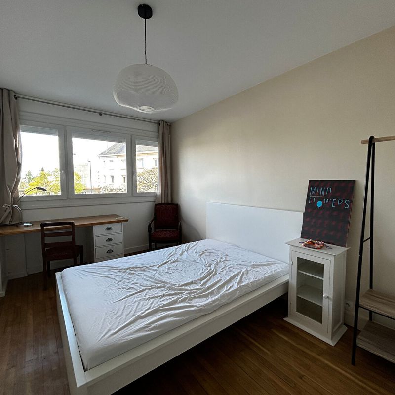 Appartement 1 pièce Nantes 93.23m² 590€ à louer - l'Adresse Pont Rousseau