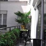 Rent 3 bedroom apartment of 266 m² in Paris