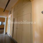 Affitto 5 camera appartamento di 220 m² in Messina