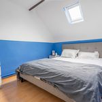 Rent 1 bedroom apartment of 65 m² in Genappe