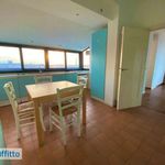 Affitto 4 camera appartamento di 214 m² in Rimini